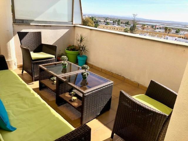 Ferienwohnung Gatu Premium Atico Parra, Parking, Piscina Comun, Terraza, Wifi Solo Familias O Grupos De Mayores De 25 Anos El Puerto de Santa María Exterior foto